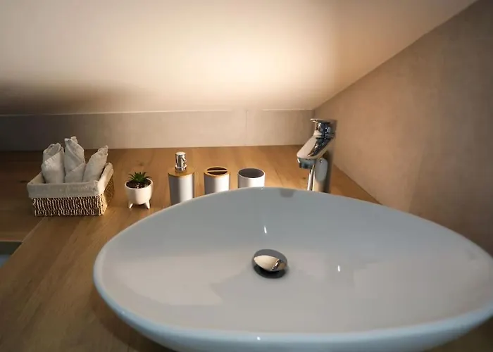 아파트 Duplex With Private Outdoor Close To Center