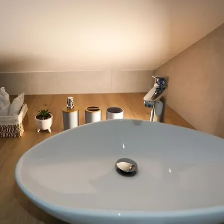 דירה Duplex With Private Outdoor Close To Center